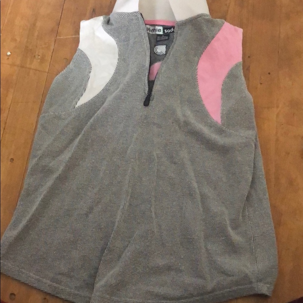 Tank top with collar